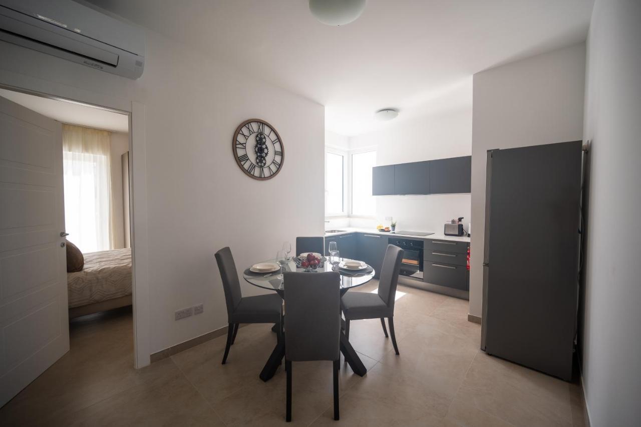 The Address Seafront Suites With Hot Tub Pieta Luaran gambar