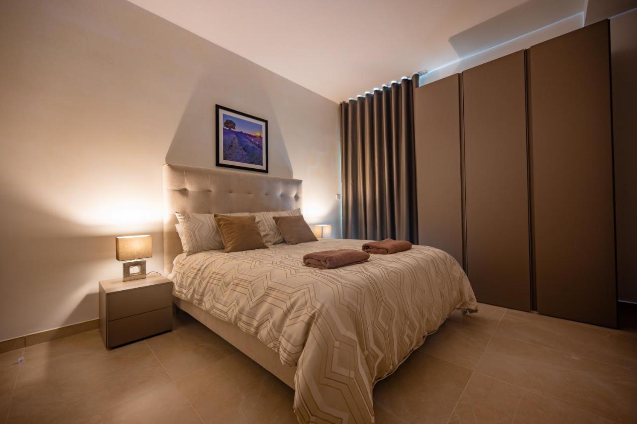 The Address Seafront Suites With Hot Tub Pieta Luaran gambar