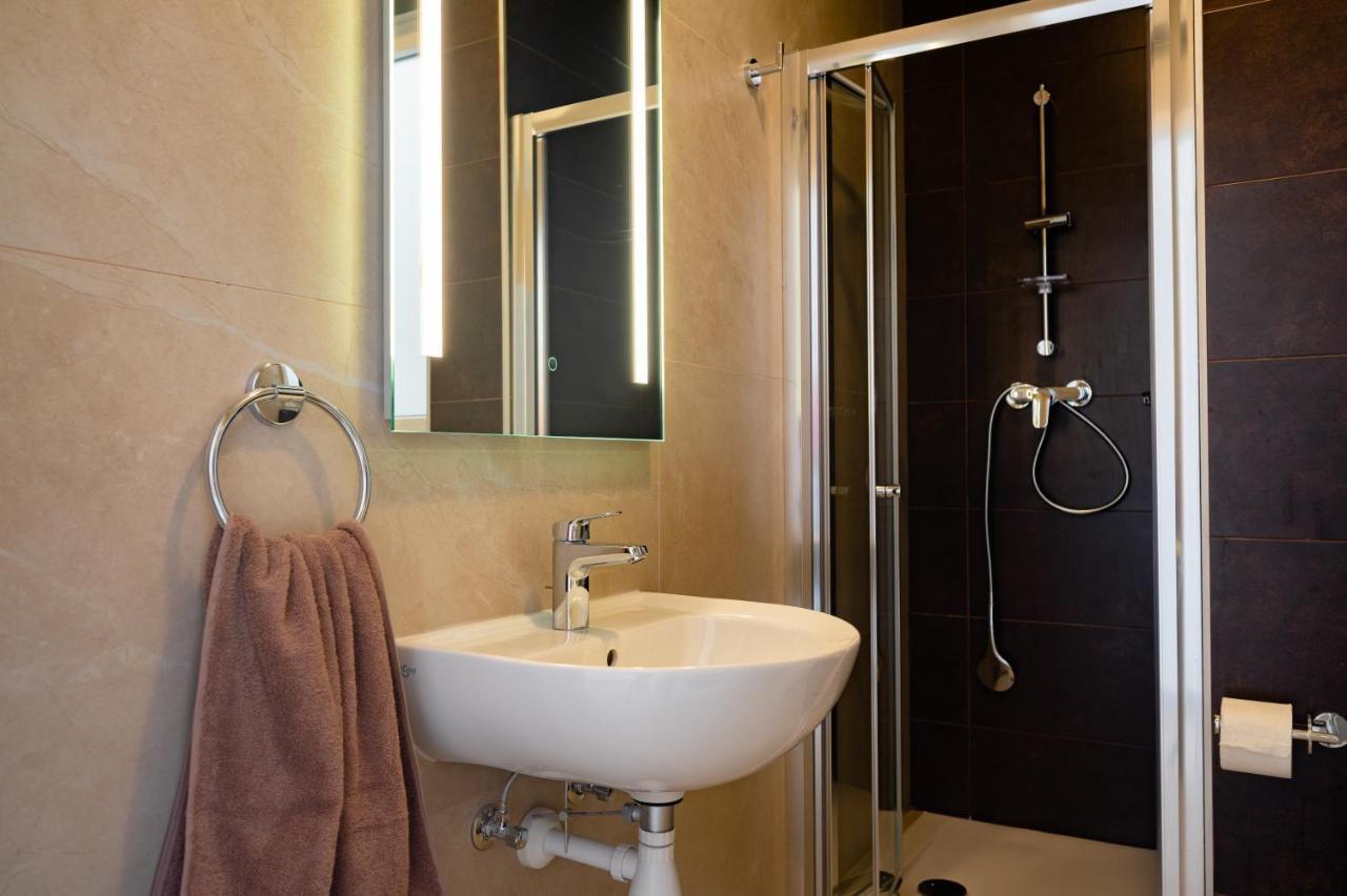 The Address Seafront Suites With Hot Tub Pieta Luaran gambar
