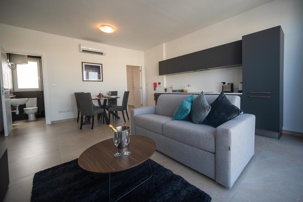 The Address Seafront Suites With Hot Tub Pieta Luaran gambar